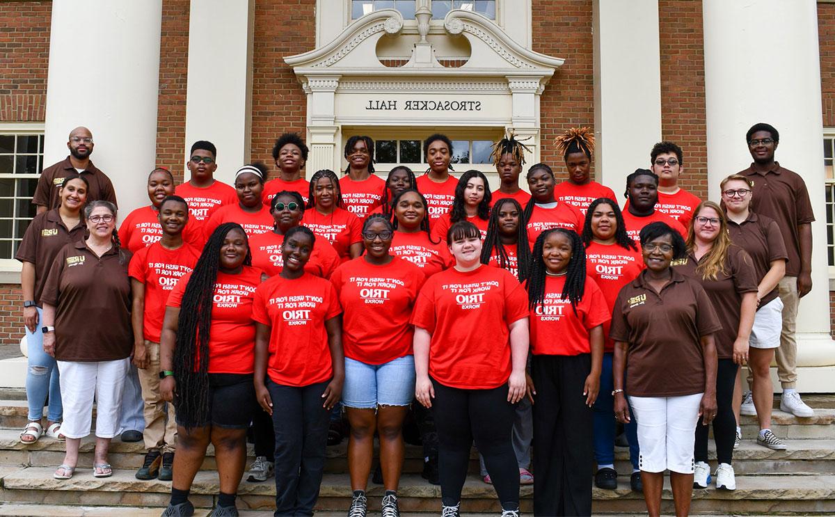 Photo of Trio Upward Bound Students at Bold & Gold Parade